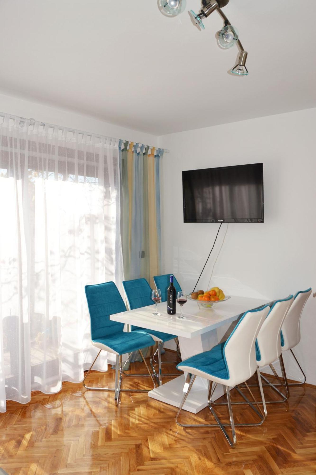 Apartments Mikulic Biograd Na Moru Habitación foto